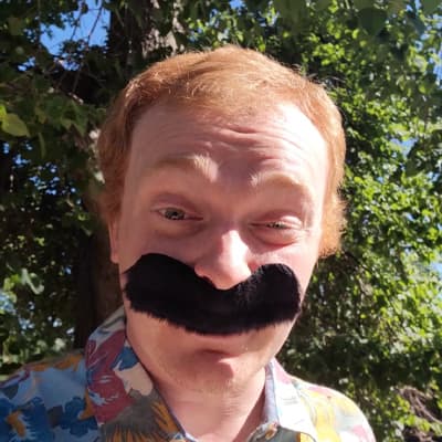 Screenshot from a mobile app ad produced by Airtraffic